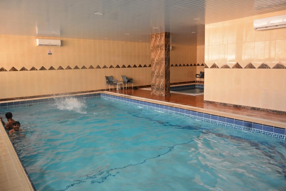 Swimming pool