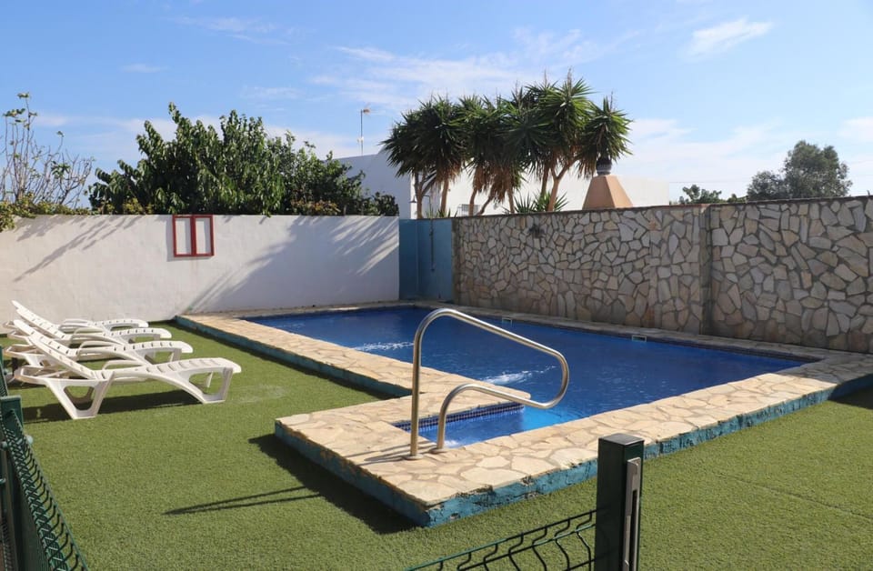 Garden, Swimming pool