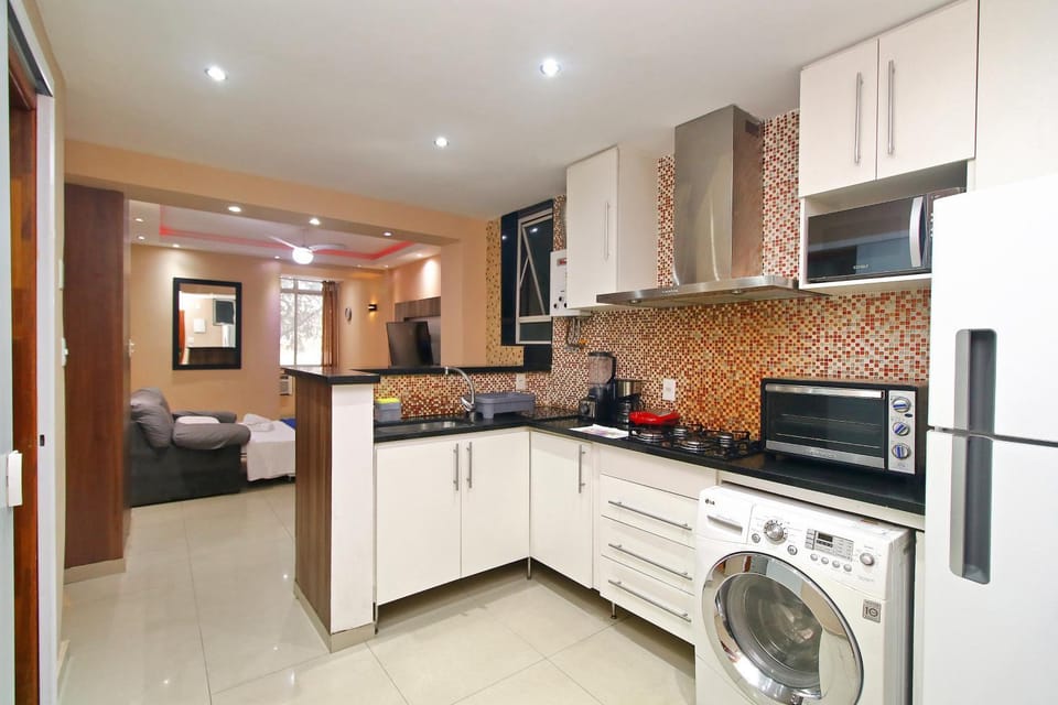 Kitchen or kitchenette, minibar, pet friendly, stove, toaster, washing machine, kitchen