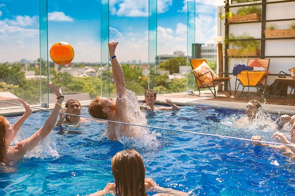 Balcony/Terrace, Swimming pool, Swimming pool, Family