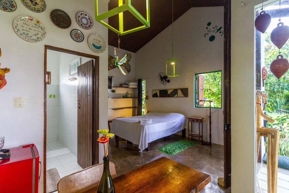 Bed, Bathroom, Decorative detail, Dining area, Bedroom, minibar