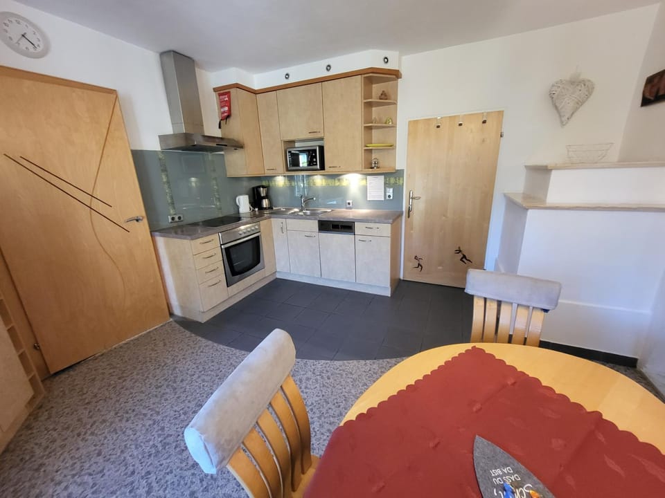 Ferienwohnungen Unterluimes Apartment in Tyrol