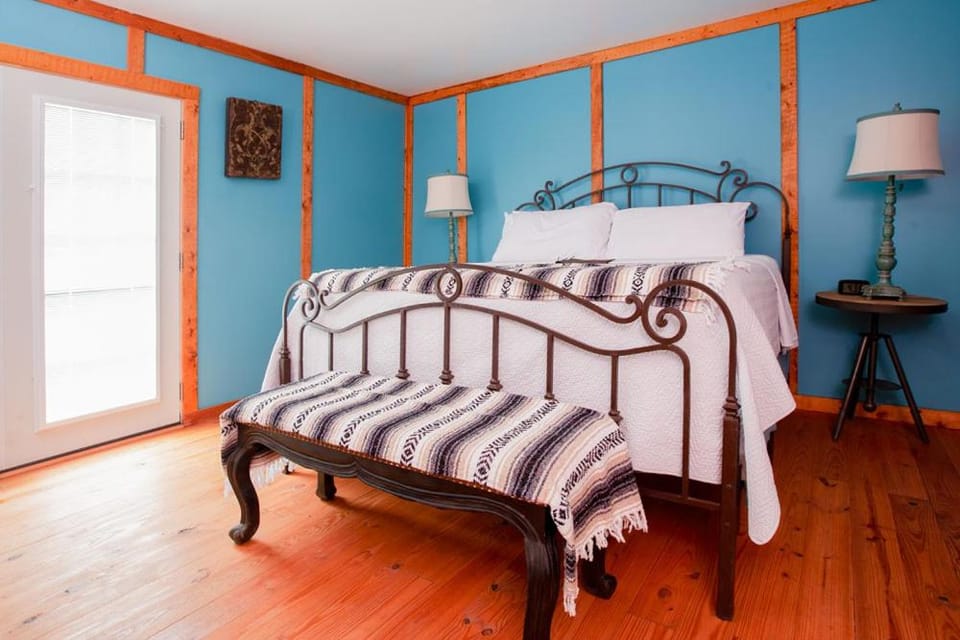 Round Top Hotel Bed and Breakfast in Round Top