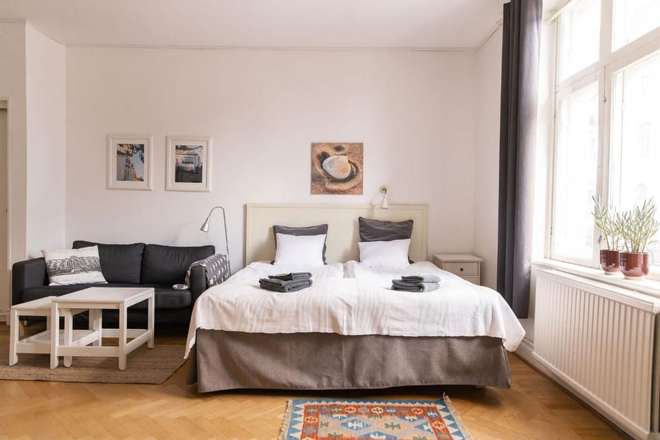 Living room, Seating area, Bedroom