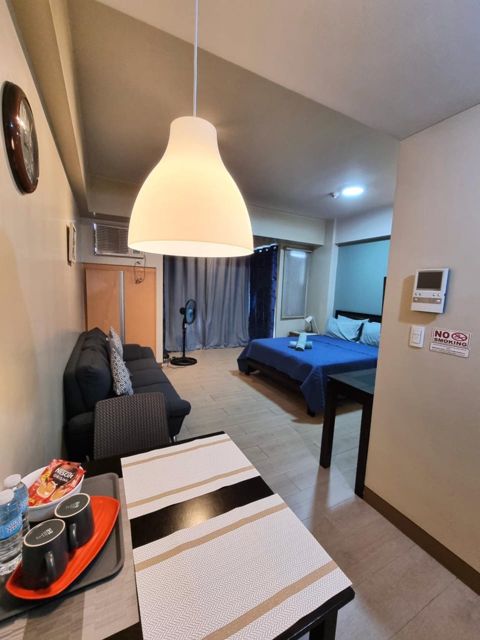 Palm Tree Condos near MNL Airport Terminal 3 by ELR Apartment in Pasay