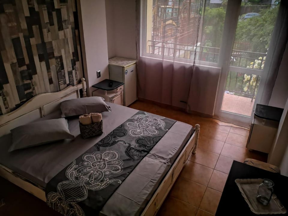 Bathroom, Bedroom