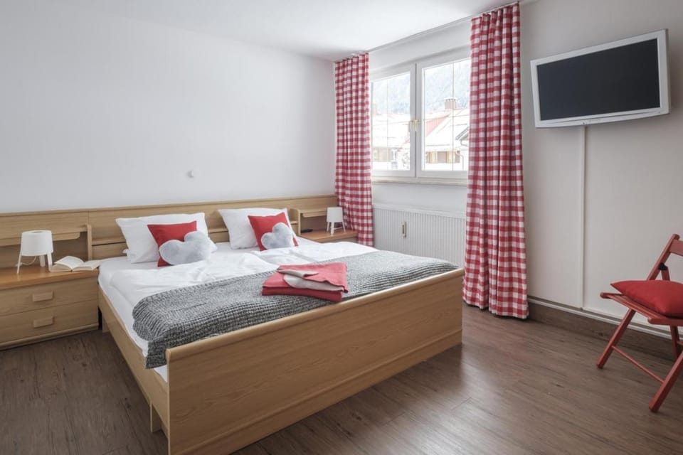 TV and multimedia, Bedroom