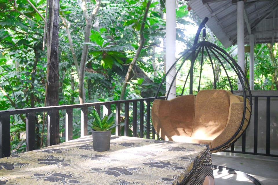 View (from property/room), Balcony/Terrace, Garden view