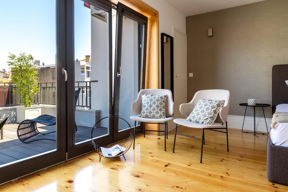 Living room, Seating area