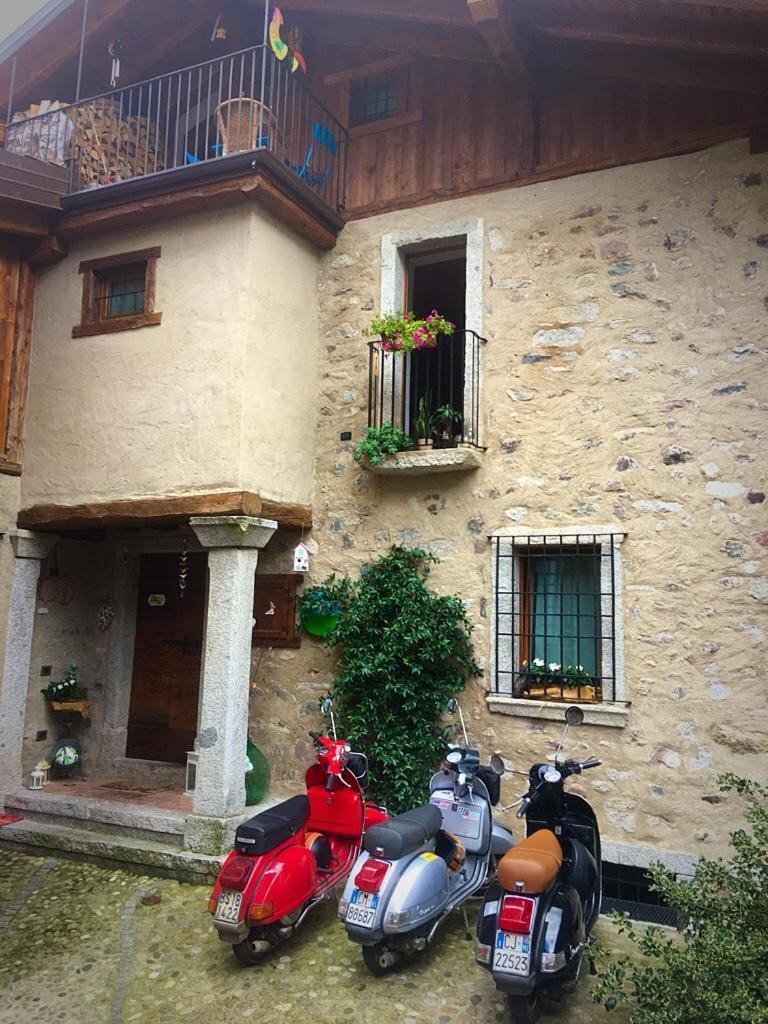 B&B El Piastrol Bed and Breakfast in Province of Brescia