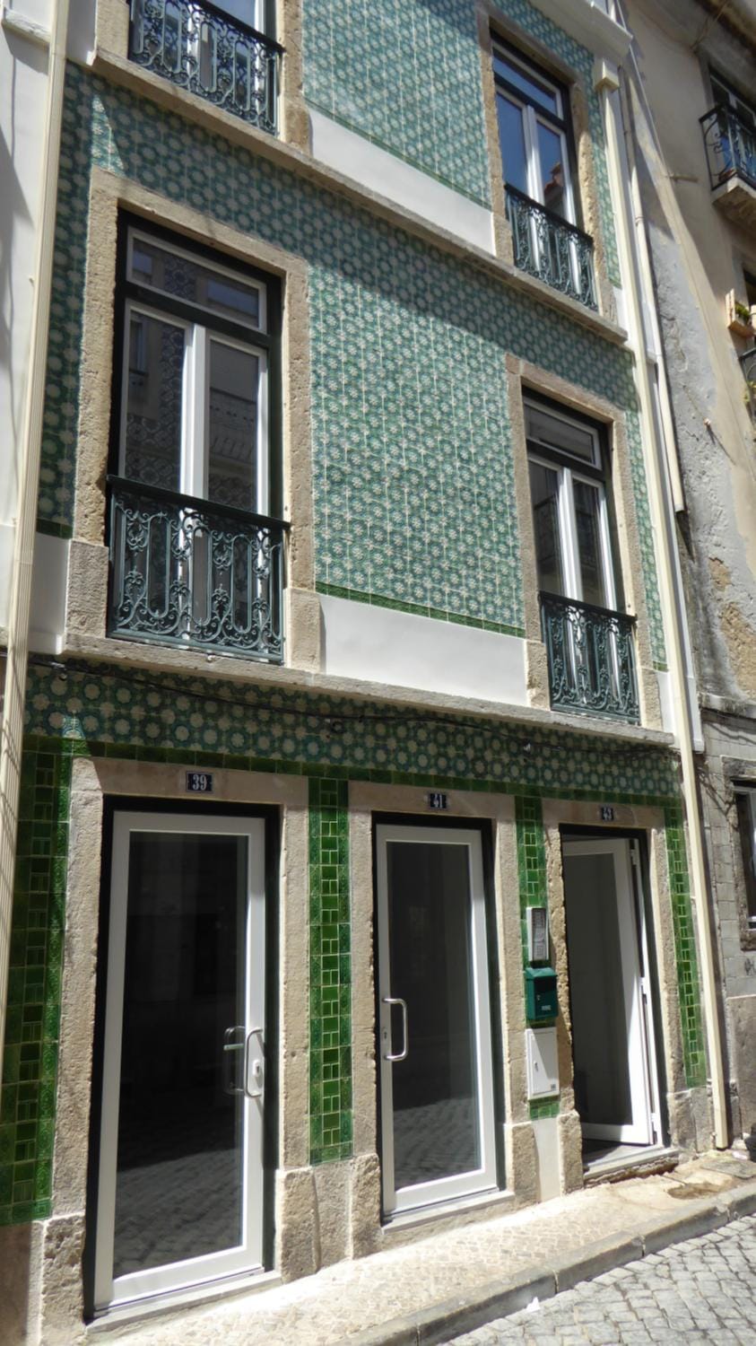 Facade/entrance