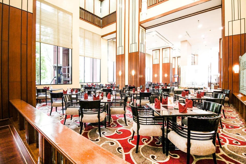 Restaurant/places to eat, Decorative detail, Continental breakfast