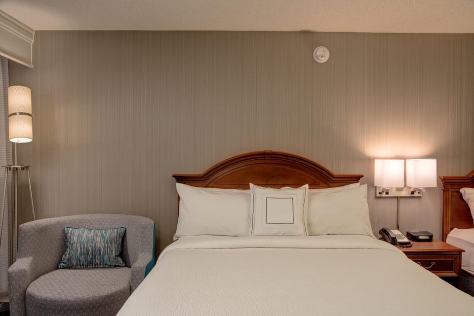 Seating area, Bedroom