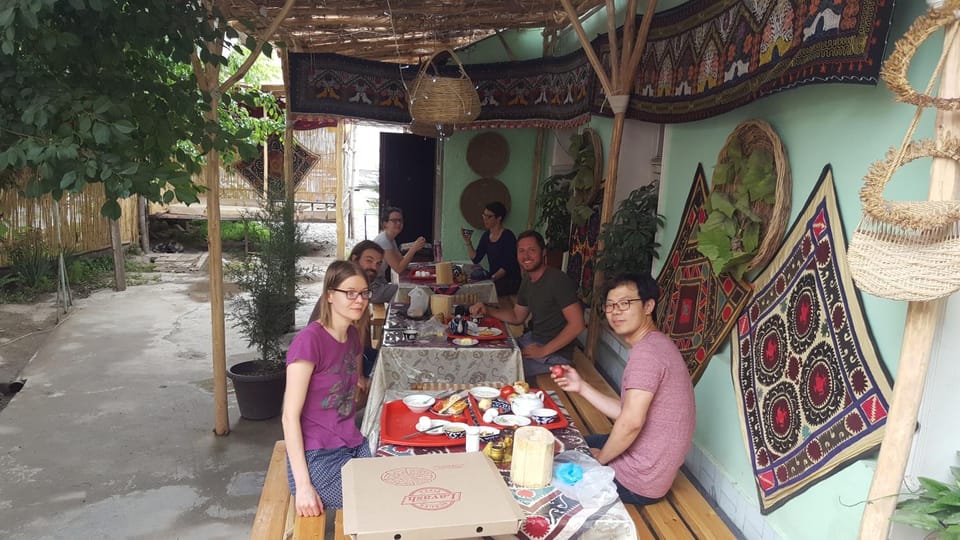 Guests, Area and facilities, Asian breakfast