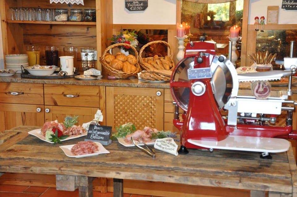 Food and drinks, Food, Breakfast