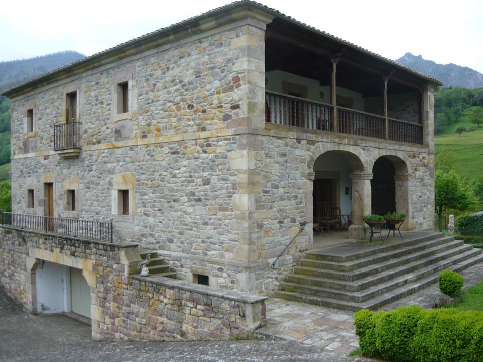 Casa Rural San Pelayo Country House in Cantabria