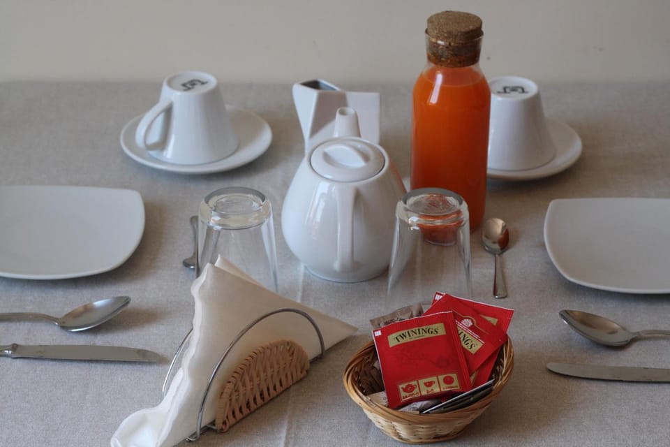 Communal kitchen, Italian breakfast