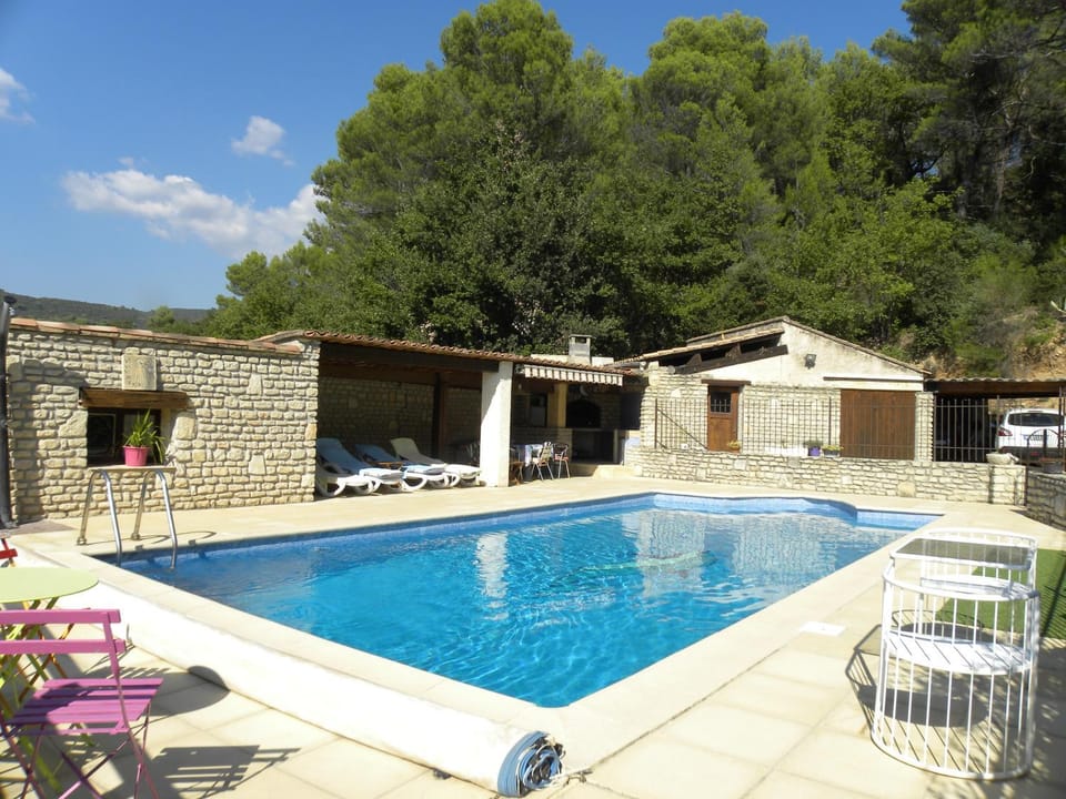 Pool view, Swimming pool
