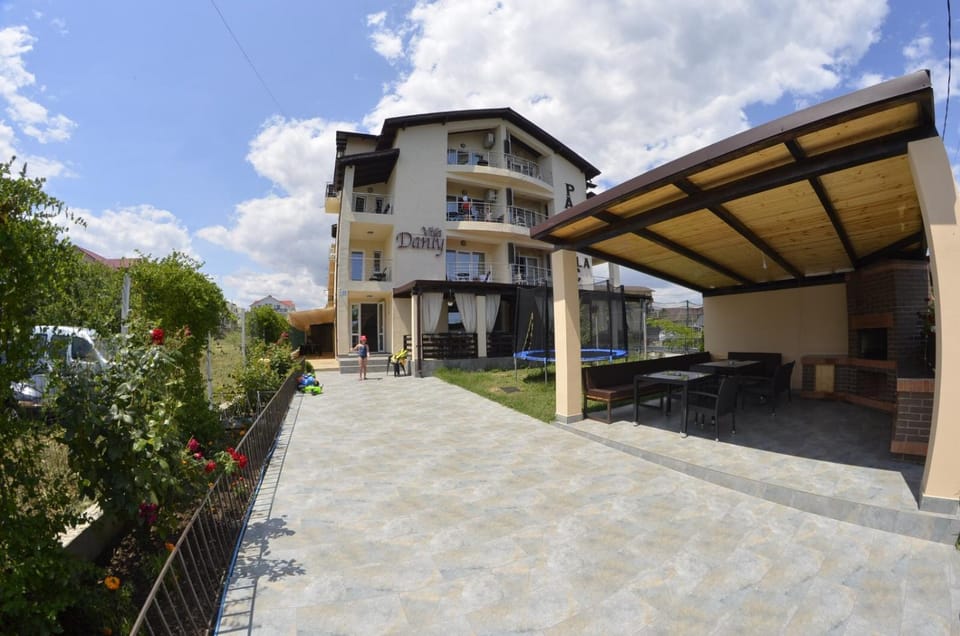 Vila Danly Bed and Breakfast in Constanța County
