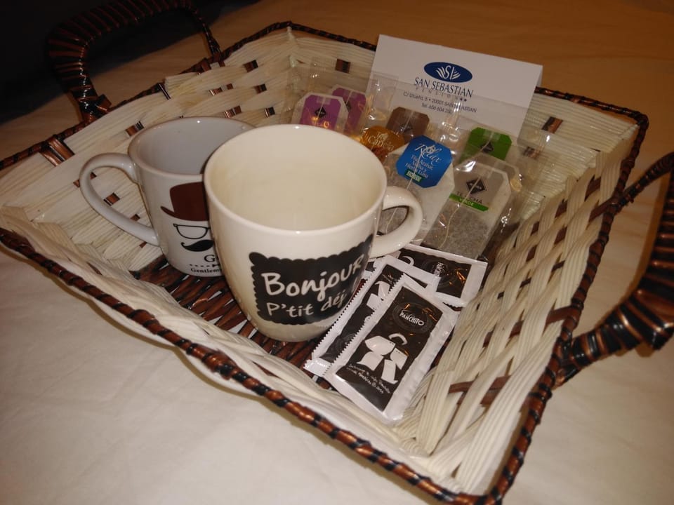 Coffee/tea facilities