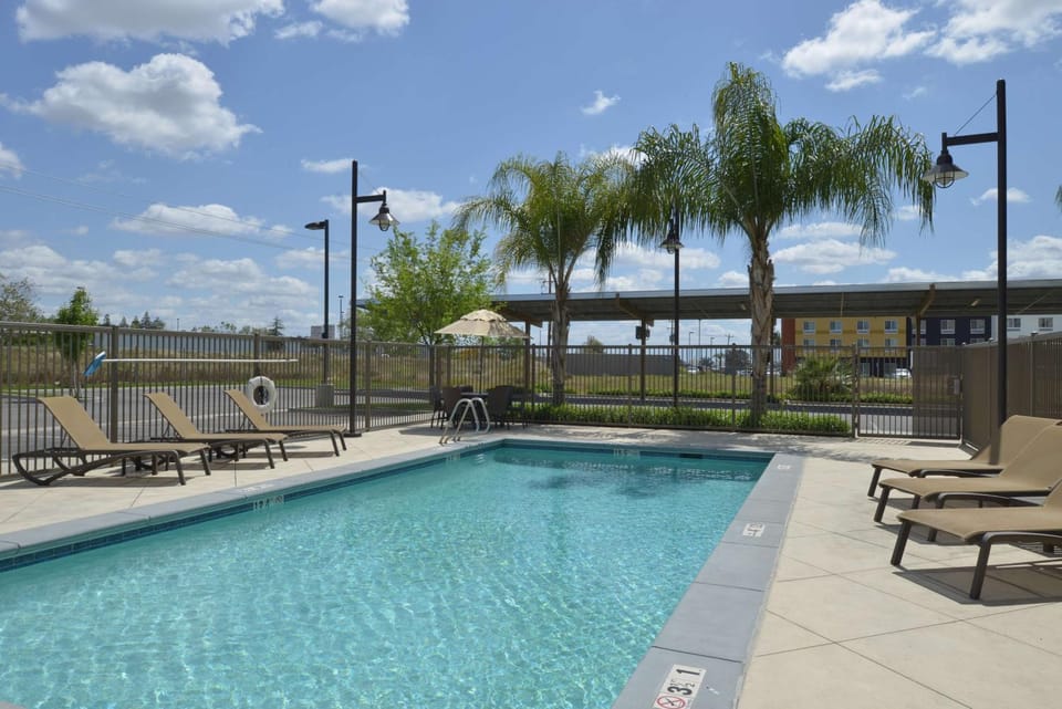 Pool view