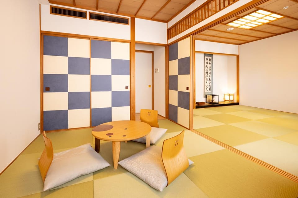 Living room, Photo of the whole room