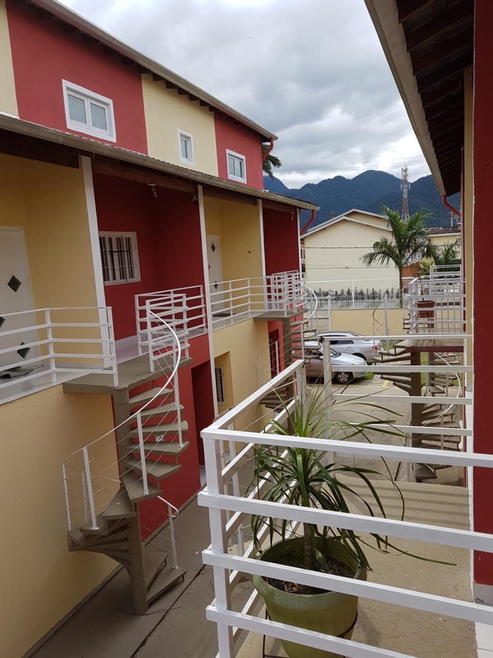 Apartamentos em Maranduba - 50m da praia Apartment in State of São Paulo