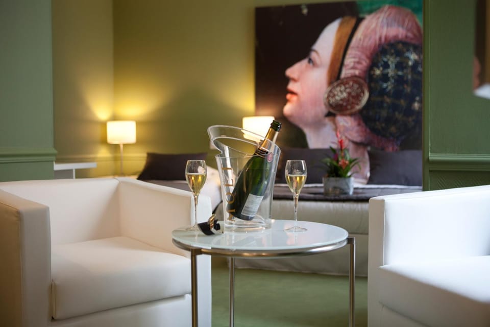 Seating area, Alcoholic drinks
