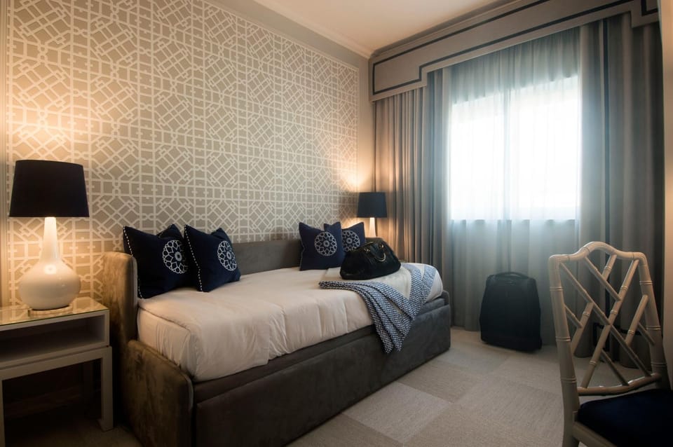 Bed, Photo of the whole room, Decorative detail, Bedroom