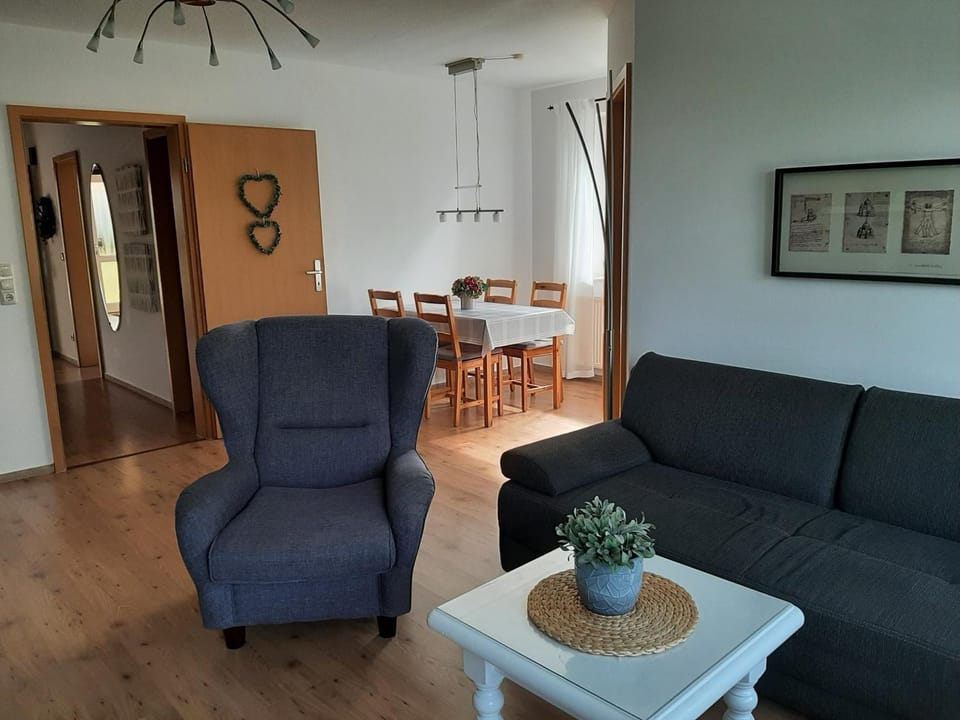 FEWO mit Terrasse und Garten Apartment in Kühlungsborn
