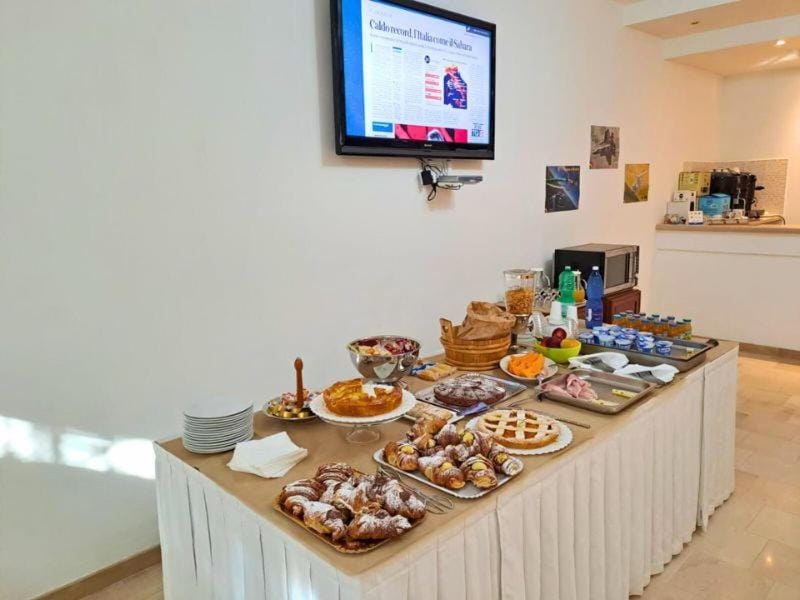 Buffet breakfast, Drinks