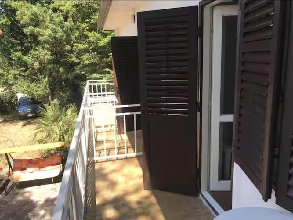 Apartmani Dvojak Njivice Apartment in Primorje-Gorski Kotar County