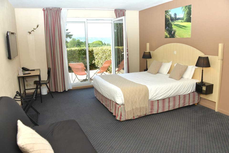 Domaine Golf Albon Hotel in Auvergne-Rhône-Alpes