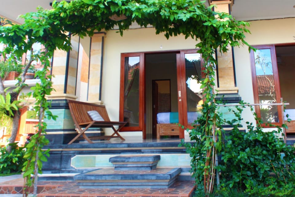 Balcony/Terrace, Garden view