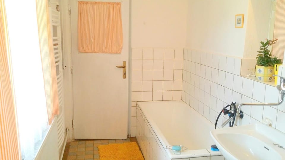 Shower, Bathroom, Bath