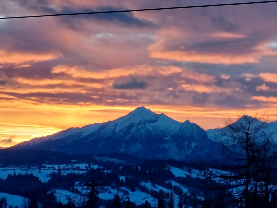 Natural landscape, Mountain view, Sunrise