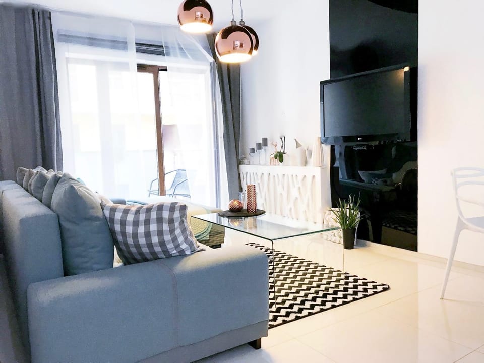 Balcony/Terrace, Balcony/Terrace, Kitchen or kitchenette, Living room, Dining area
