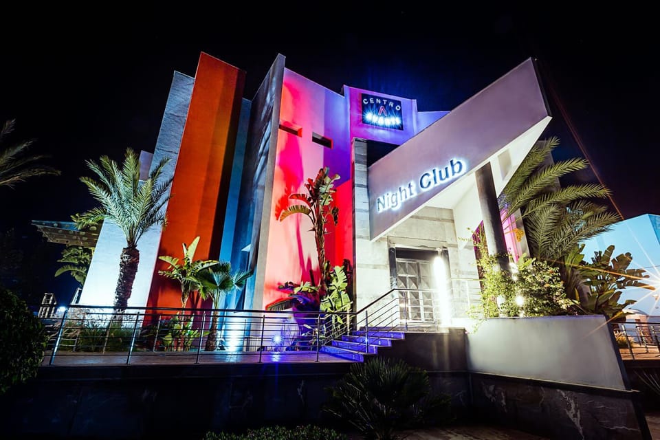Nightclub / DJ