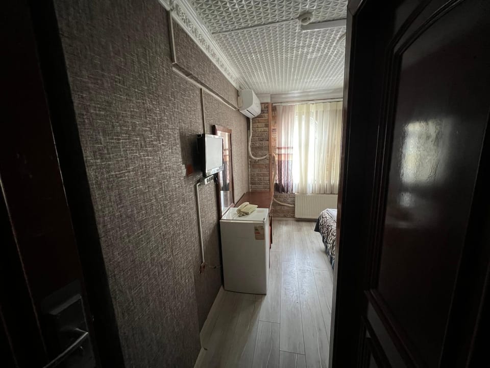 TV and multimedia, Bedroom, oven