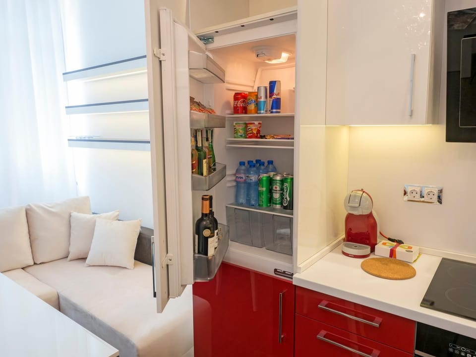Coffee/tea facilities, Kitchen or kitchenette, minibar