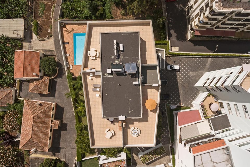 Property building, Bird's eye view, View (from property/room)