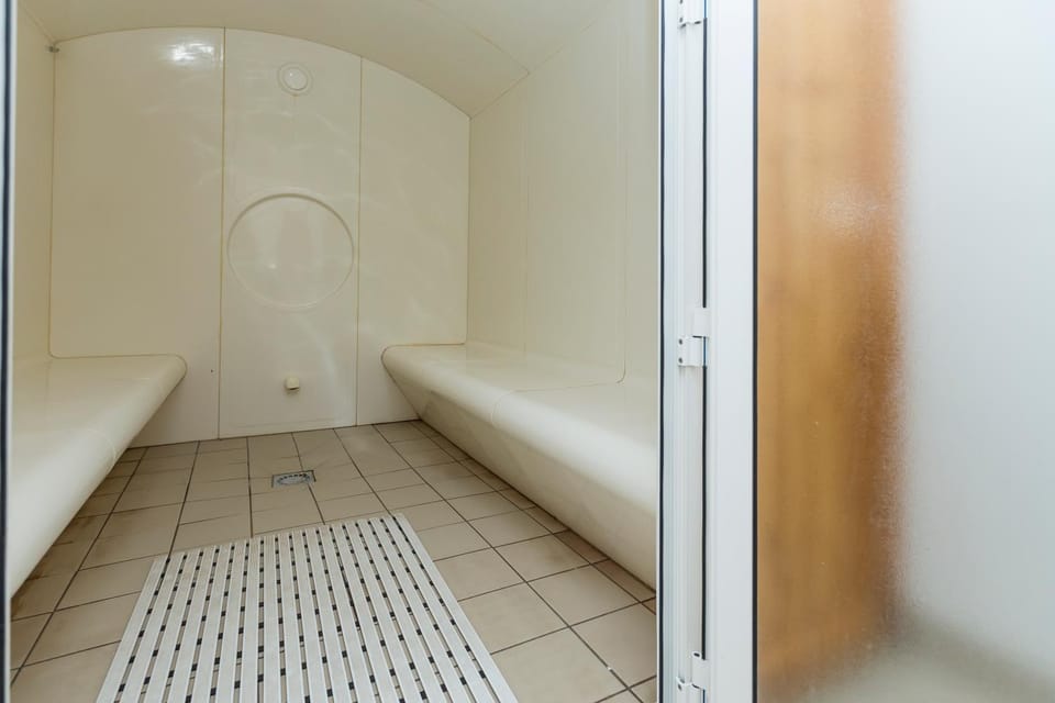 Steam room