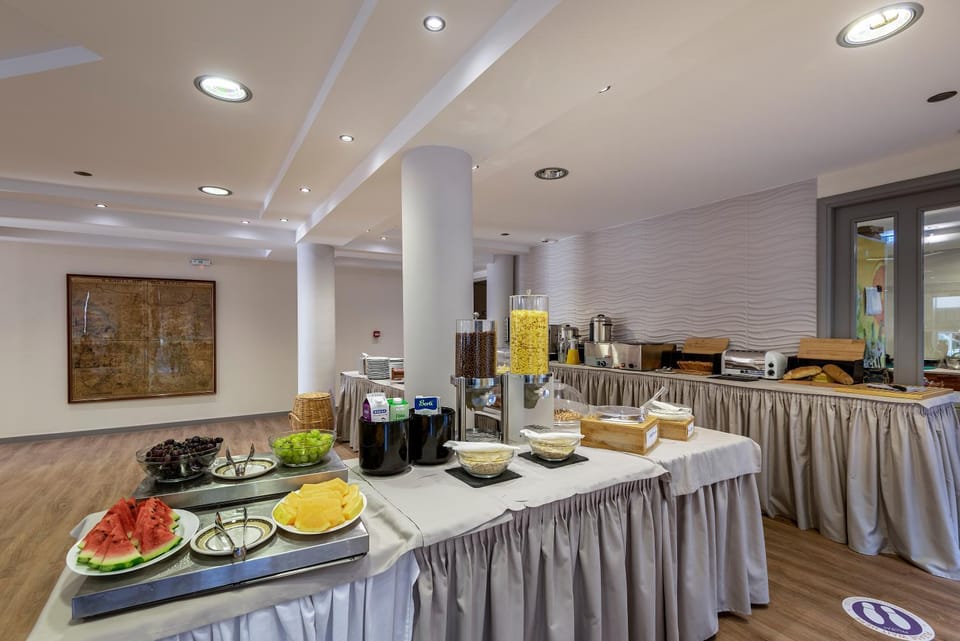 Buffet breakfast