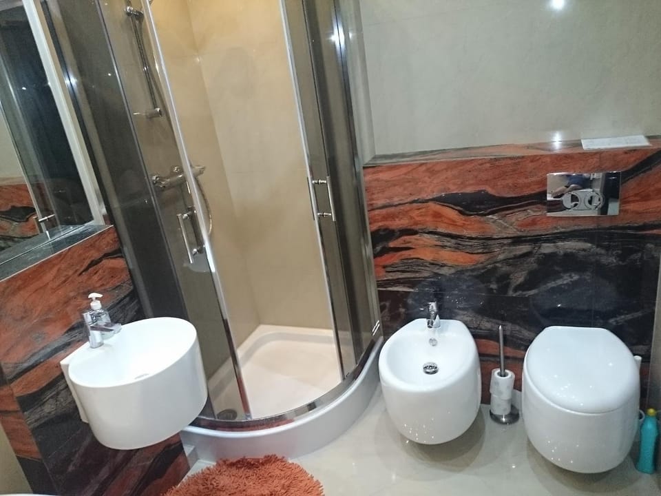 Shower, Toilet, Bathroom