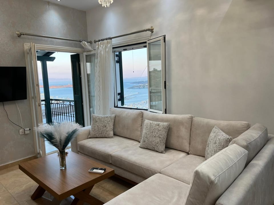 Akadia Syros House in Decentralized Administration of the Aegean