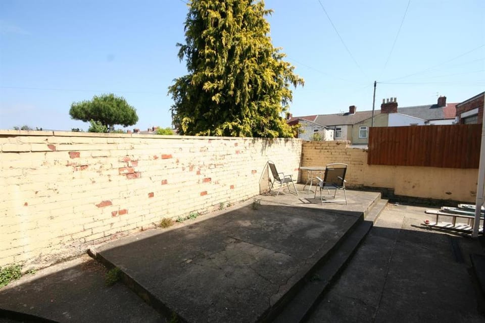 MARLEY MANSIONS APARTMENT - Clarendon Apartment in Wallasey