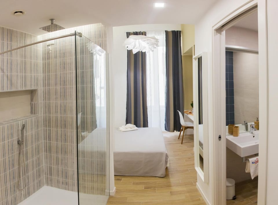 Shower, Photo of the whole room