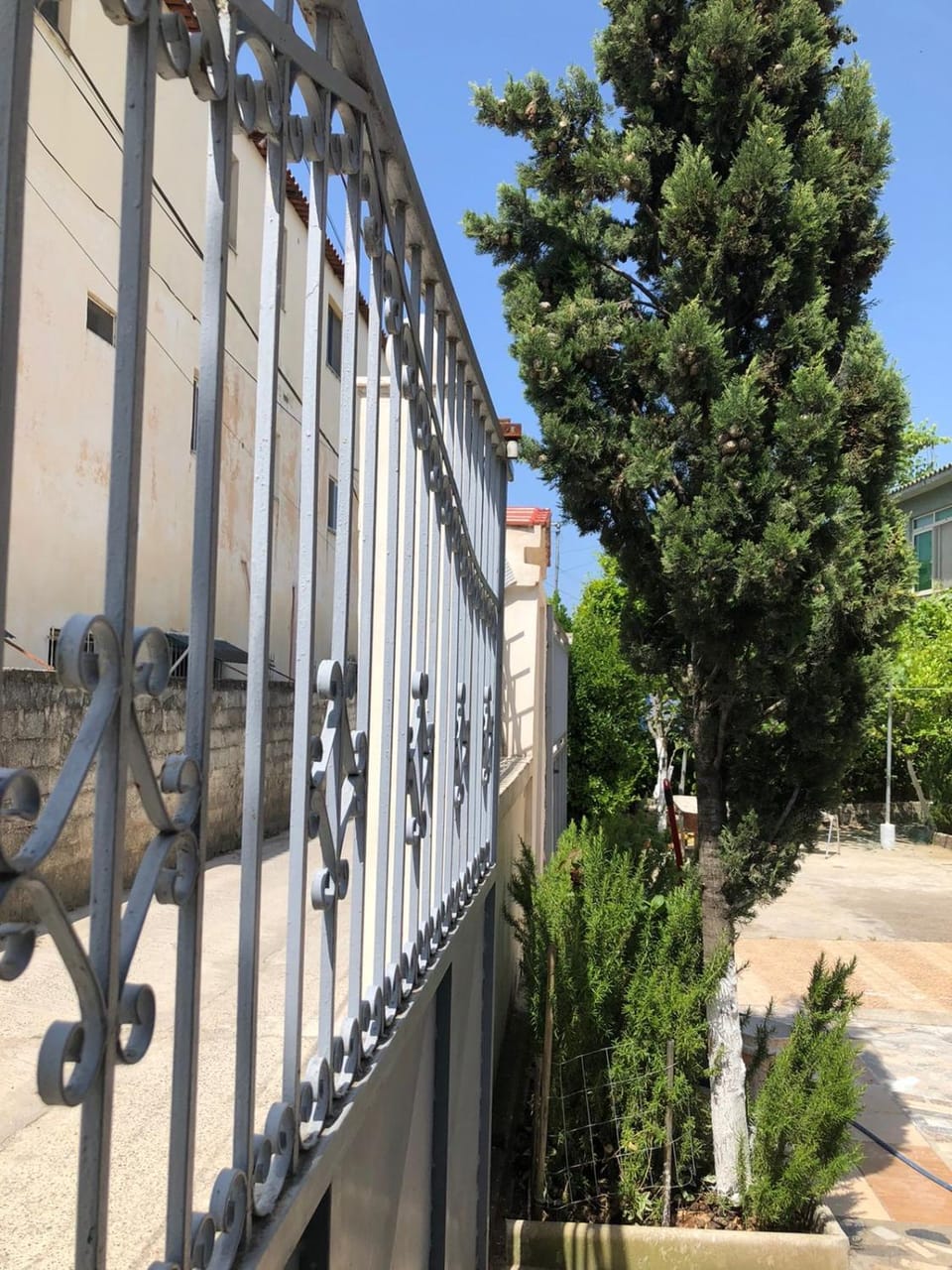Fati Guest House Bed and Breakfast in Tirana County, Albania