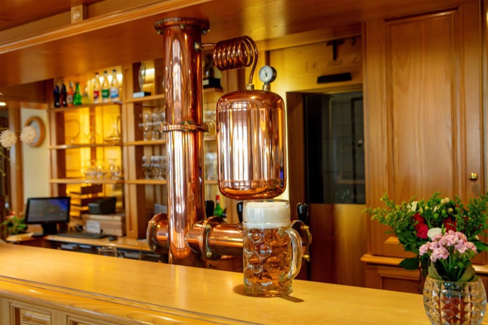 Lounge or bar, On site