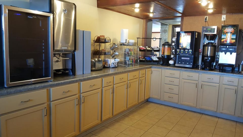 TV and multimedia, Coffee/tea facilities, Kitchen or kitchenette